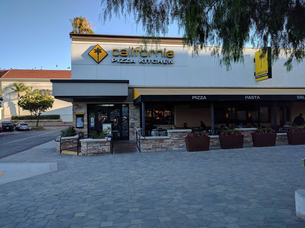 California Pizza Kitchen at Northridge - Restaurant | 9301 Tampa Ave ...