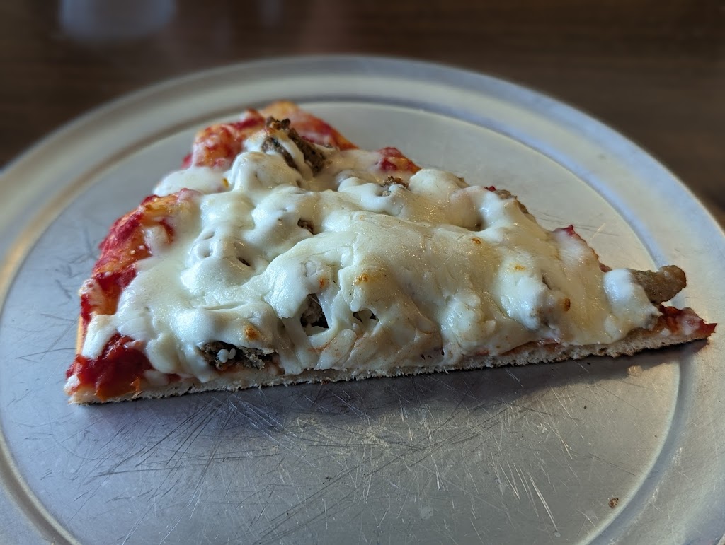 Crush Pizza and Alehouse | restaurant | 102 N Main St, Fremont, NE 68025, USA | 4026204568 OR +1 402-620-4568