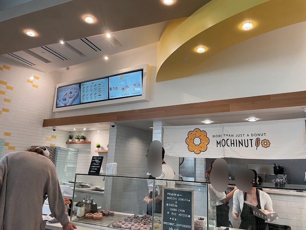 Mochinut Southcenter Mall | bakery | 2800 Southcenter Mall FC12, Tukwila, WA 98188, USA | 2068299748 OR +1 206-829-9748