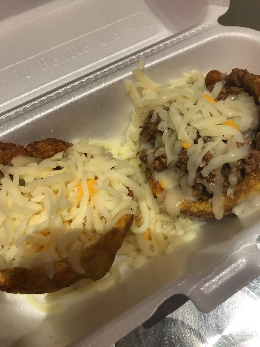 Cachapa Loka | restaurant | 578 Main Ave, Passaic, NJ 07055, USA | 9739284622 OR +1 973-928-4622