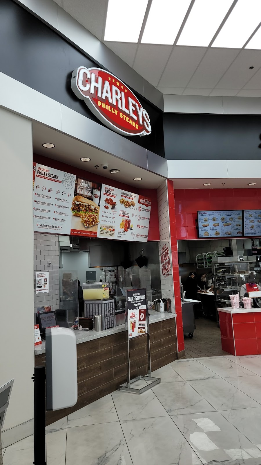 Sonic Drive-In | restaurant | 23138 I-35 Frontage Rd, Encinal, TX 78019, USA | 9569485307 OR +1 956-948-5307