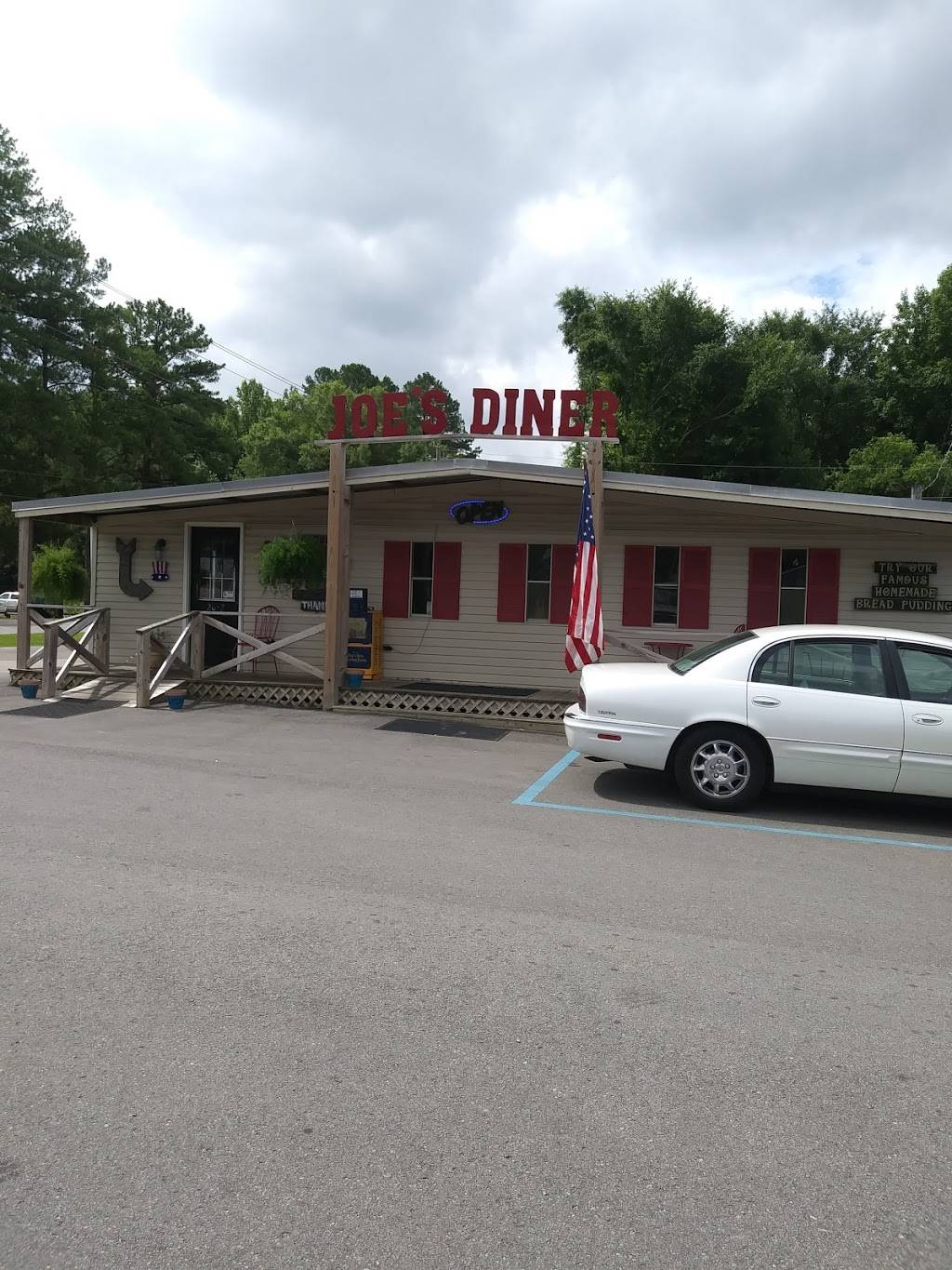 Joes Diner | restaurant | 1746 N Harper Rd, Corinth, MS 38834, USA | 6622840668 OR +1 662-284-0668