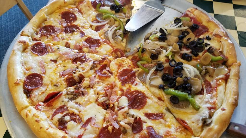 Giardino Pizza | restaurant | 105 W Lee Ave, Vinton, VA 24179, USA | 5409046666 OR +1 540-904-6666