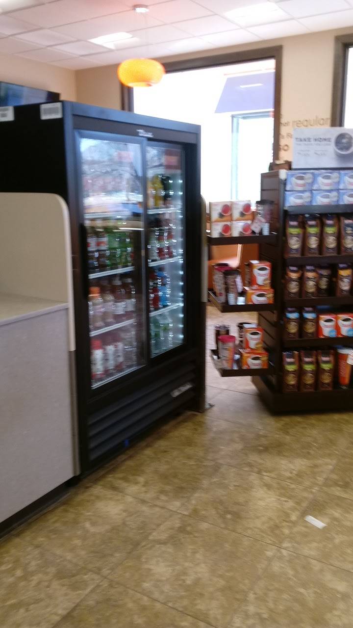 Dunkin | bakery | 445 Providence Rd, Brooklyn, CT 06234, USA | 8604120808 OR +1 860-412-0808