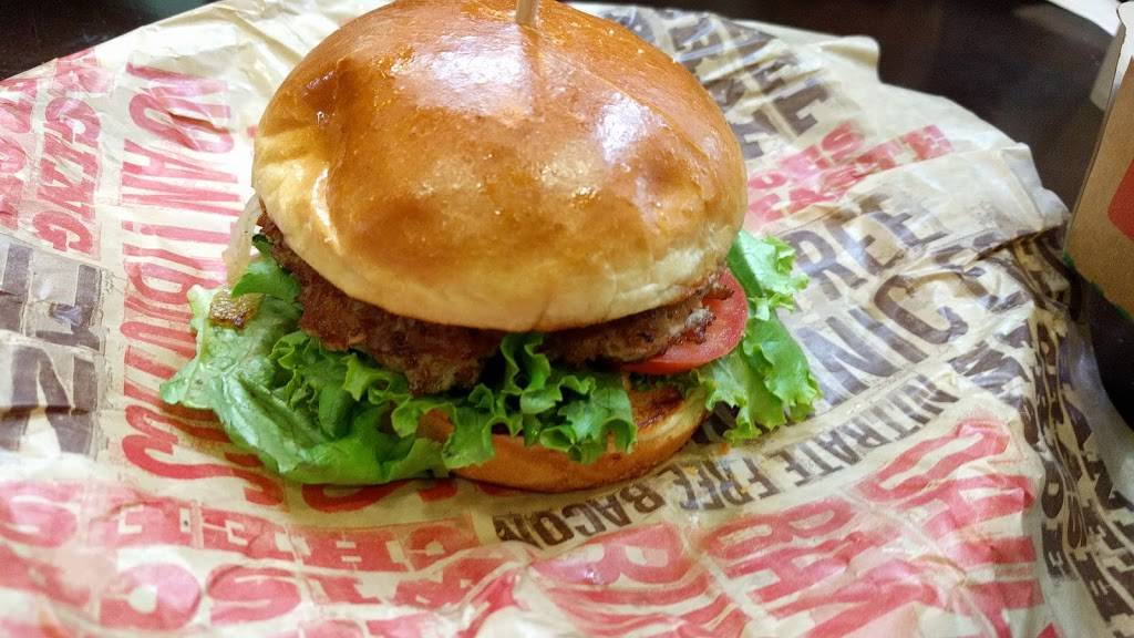 Epic Burger | restaurant | 40 E Pearson St, Chicago, IL 60611, USA | 3122573262 OR +1 312-257-3262