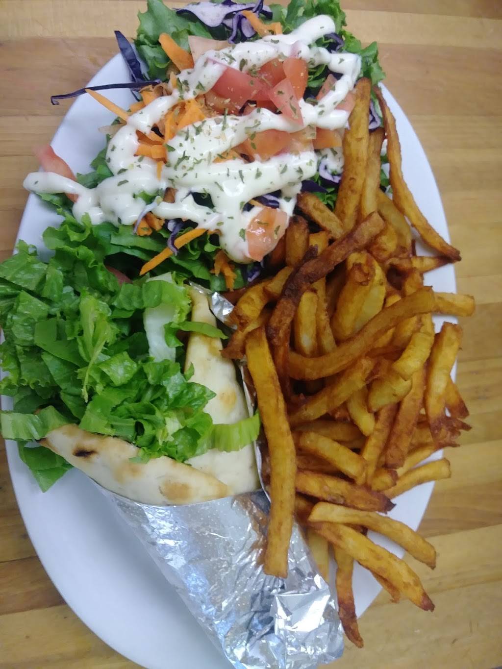 Resto Des Monts | restaurant | 91 Rue Notre Dame, Saint-Alexis-des-Monts, QC J0K 1V0, Canada | 8192652076 OR +1 819-265-2076