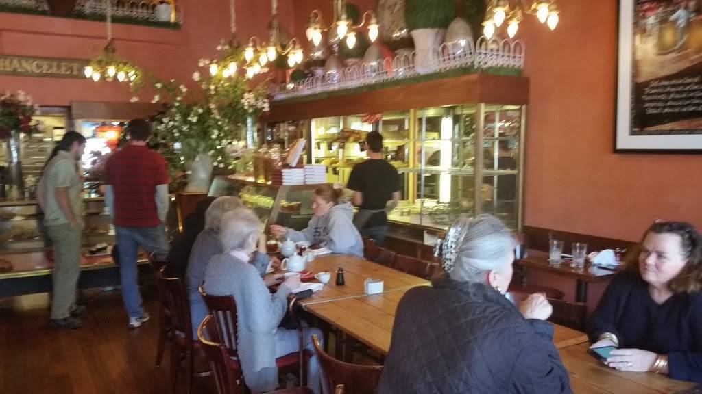 Della Fattoria Downtown Café | cafe | 141 Petaluma Blvd N, Petaluma, CA 94952, USA | 7077630161 OR +1 707-763-0161