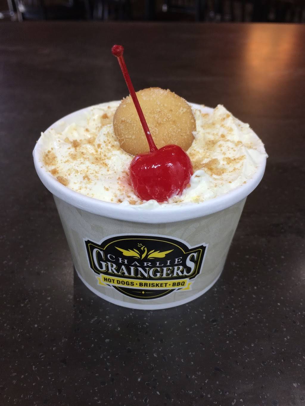 Charlie Graingers | restaurant | 300A 8th St, Huntington, WV 25701, USA | 6813786943 OR +1 681-378-6943