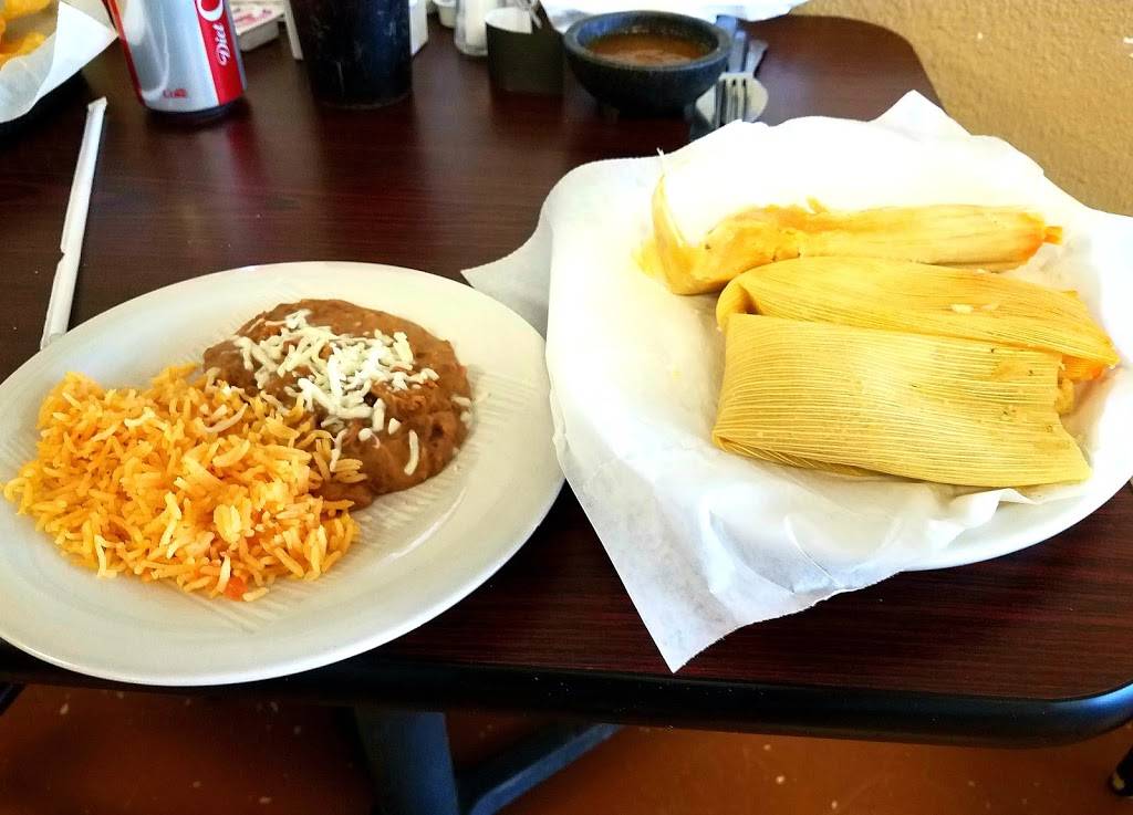 M&M Country Breakfast & Authentic Mexican Food | restaurant | 60 S Side Square, Cooper, TX 75432, USA | 9728492745 OR +1 972-849-2745