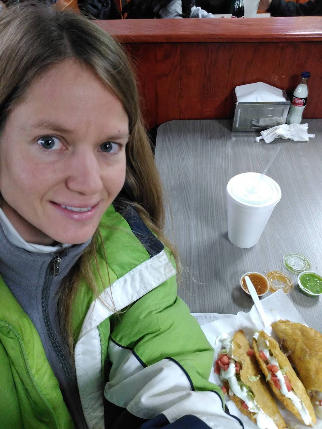 Tacos Junior | restaurant | 9277 Federal Blvd, Westminster, CO 80260, USA | 3034270121 OR +1 303-427-0121