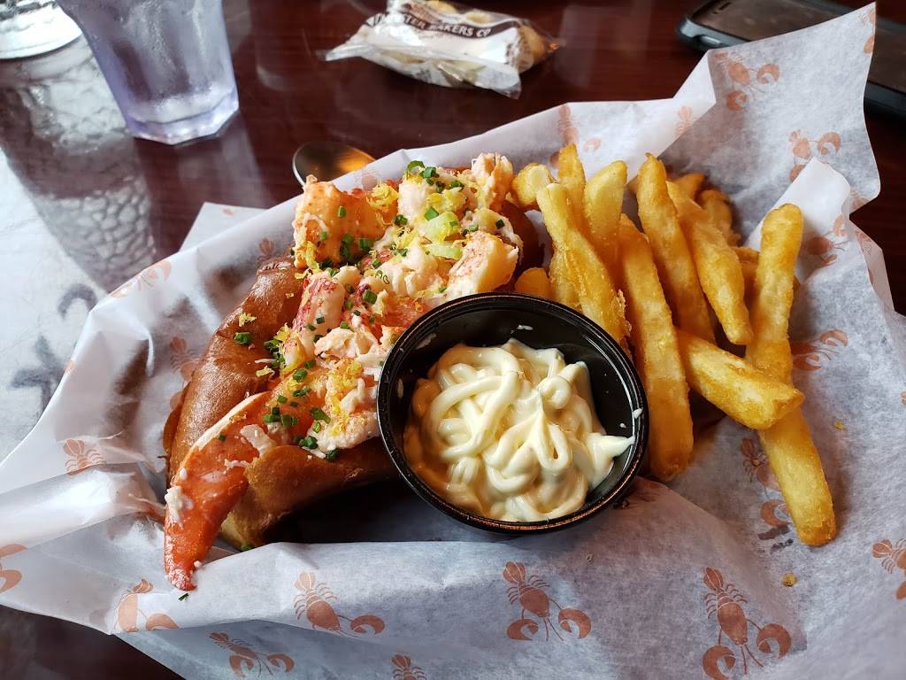 Maine Lobster Shack | restaurant | 425 Fore St, Portland, ME 04101, USA | 2078350700 OR +1 207-835-0700