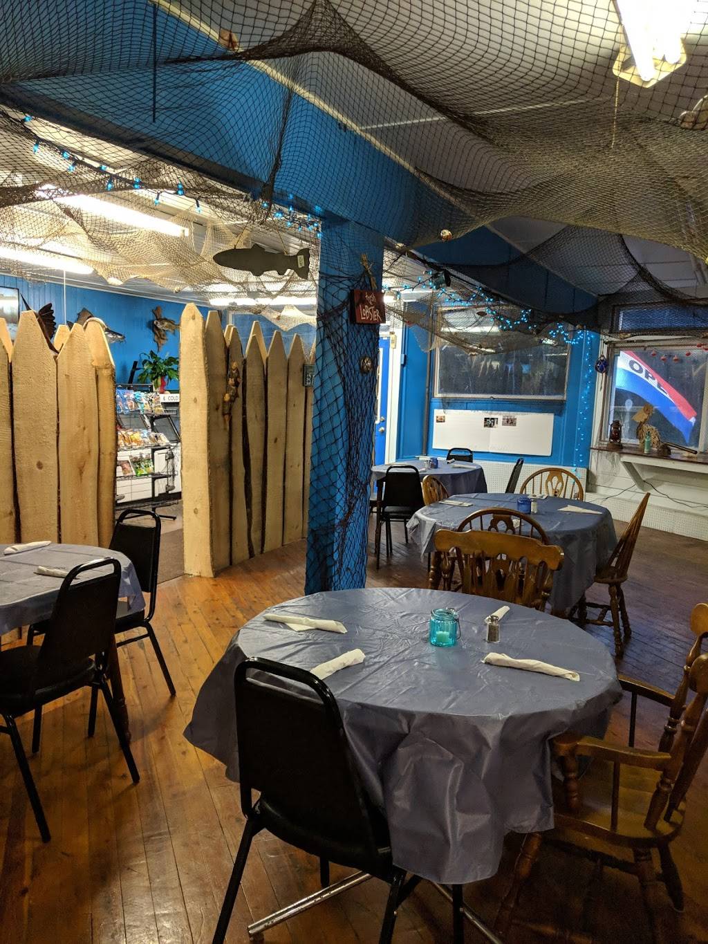 Kingfish’s Sea Harvest & More 2116 Lower Demunds Rd, Dallas, PA 18612