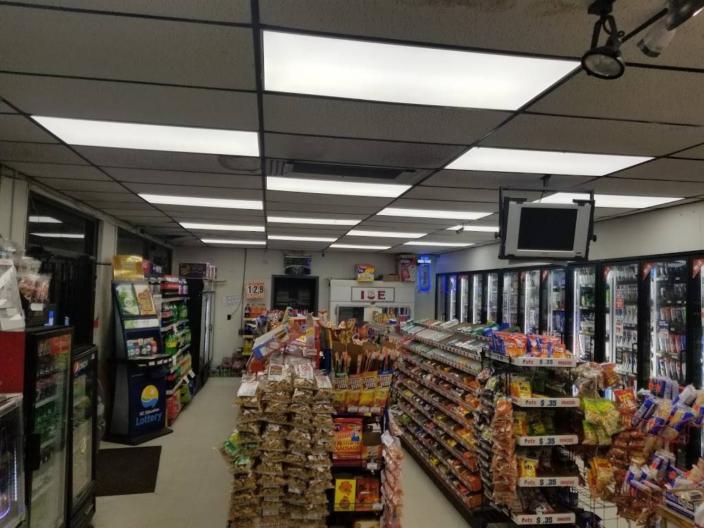 D & H Mart | meal takeaway | 134 SW Center St, Mt Olive, NC 28365, USA | 9196586338 OR +1 919-658-6338