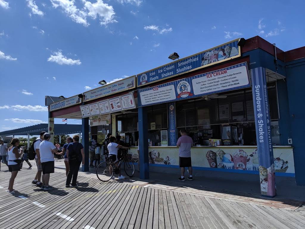 Boardwalk Grill | restaurant | Franklin D Roosevelt Boardwalk, Staten Island, NY 10305, USA