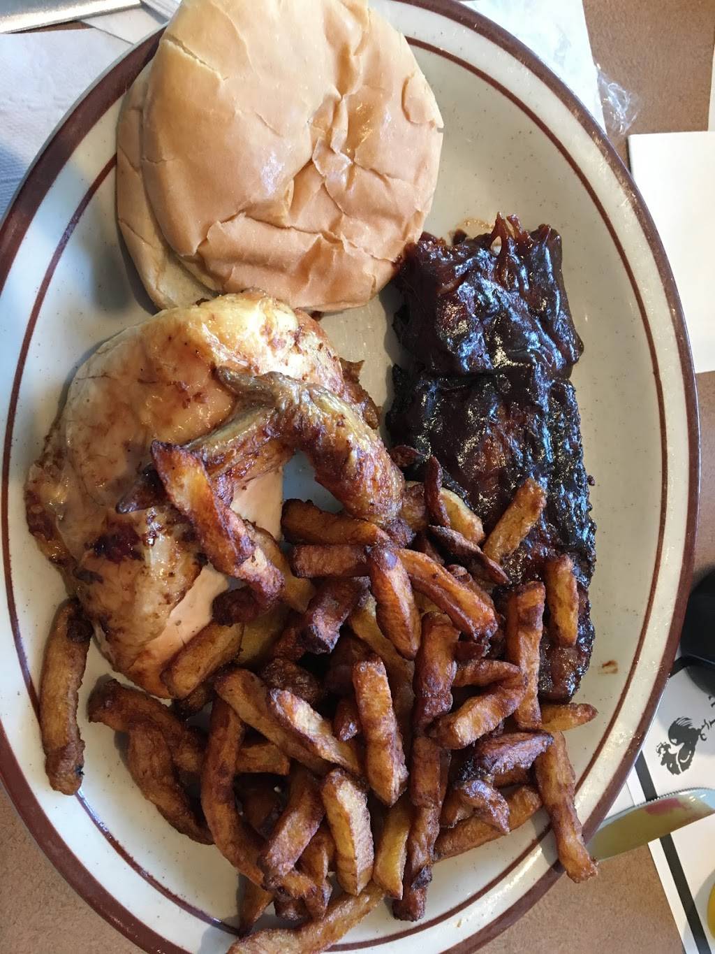 Côte St-Luc Bar-B-Q | meal delivery | 4360E Boulevard des Sources, Dollard-des-Ormeaux, QC H8Y 3B7, Canada | 5146855000 OR +1 514-685-5000