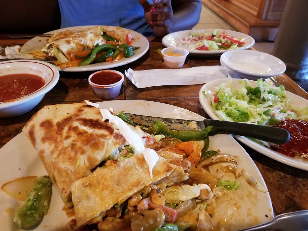 La Esmeralda Bakeri | restaurant | 6093 Fairburn Rd, Douglasville, GA 30134, USA | 7705721626 OR +1 770-572-1626