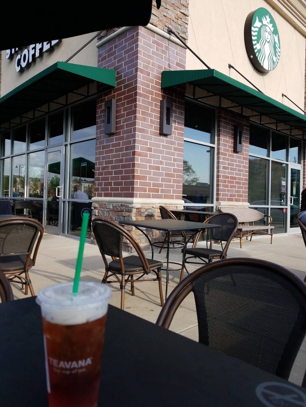 Starbucks | cafe | 9545 N Meridian St, Indianapolis, IN 46240, USA | 3178166279 OR +1 317-816-6279