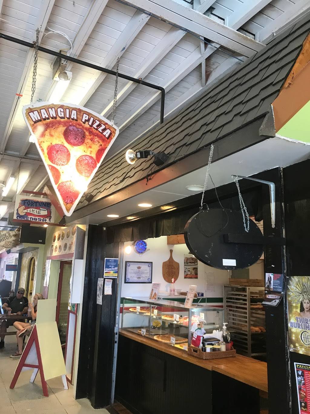 Mangia Pizza & More | restaurant | 205 Commercial St, Provincetown, MA 02657, USA | 5084870303 OR +1 508-487-0303
