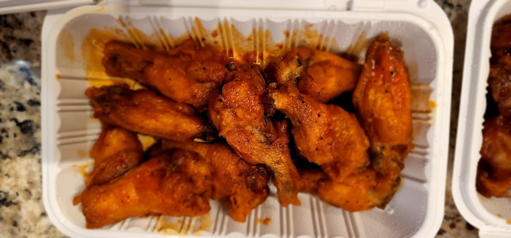 Fulton Wings and seafood | restaurant | 2924 Fulton St Floor 1st, Brooklyn, NY 11207, USA | 3476638066 OR +1 347-663-8066
