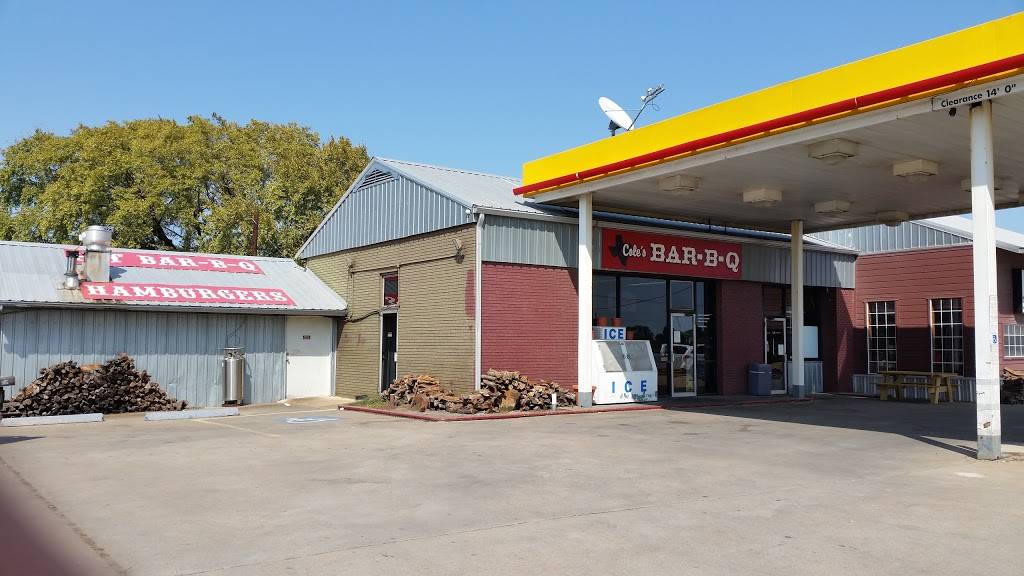Coles Bar-B-Q | restaurant | 1022 W Commerce St, Fairfield, TX 75840, USA | 9033893013 OR +1 903-389-3013