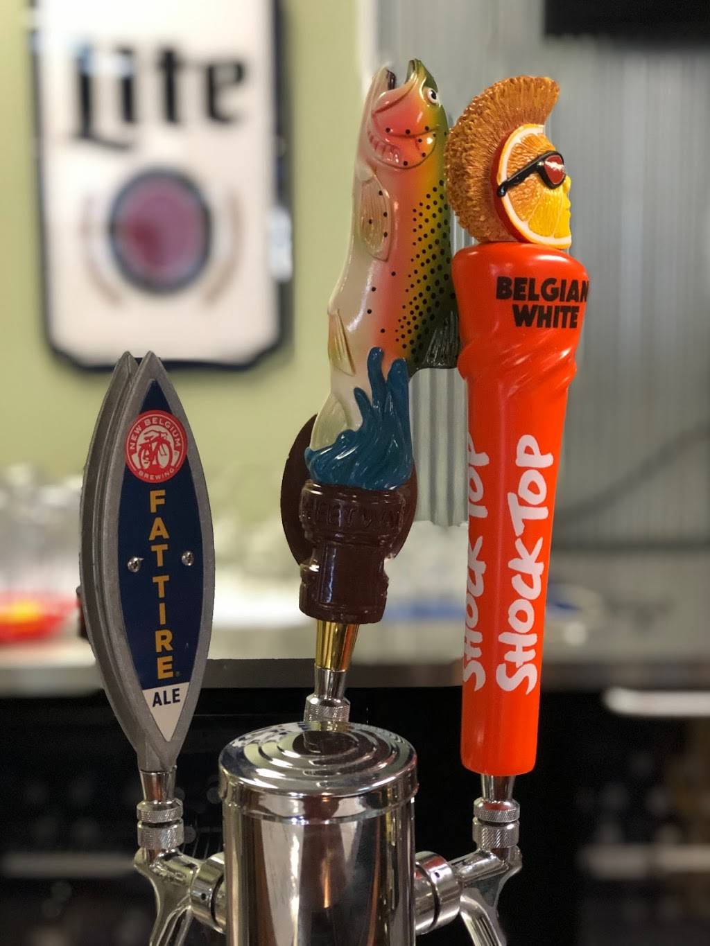 Forest Edge Winery Bar and Grill | restaurant | 247 Hopkinsville Rd, Russellville, KY 42276, USA | 2707257771 OR +1 270-725-7771