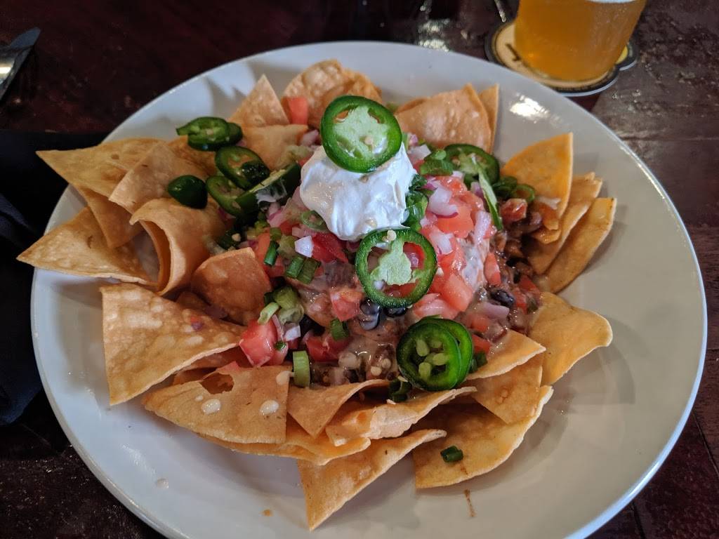LeadBelly | restaurant | 301 N 8th St, Lincoln, NE 68508, USA | 4022618849 OR +1 402-261-8849