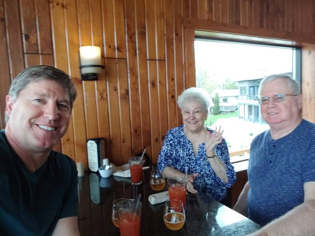 Pier 5 710 Wolf River Dr, Fremont, WI 54940, USA
