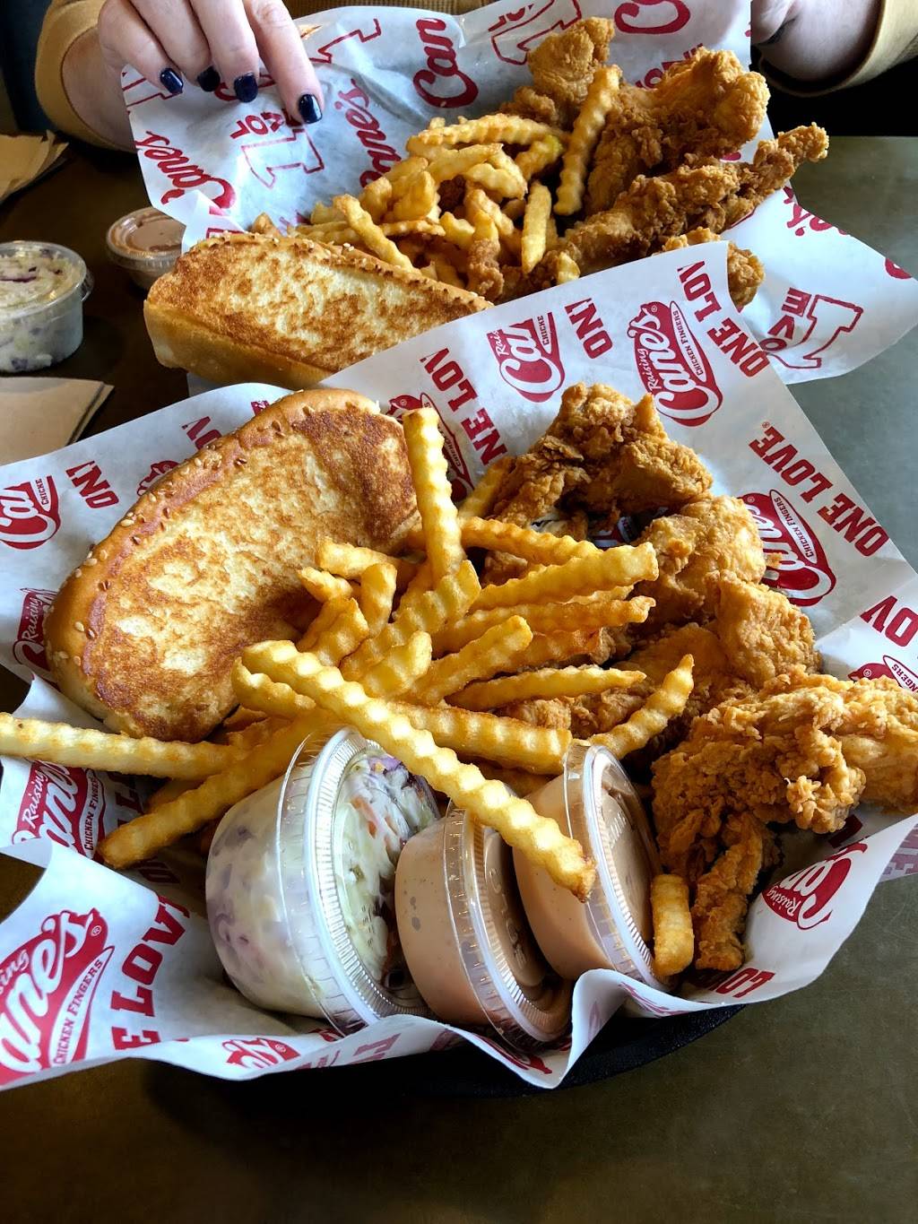 Raising Cane's Chicken Fingers | 1655 Cumberland Ave, Knoxville, TN ...