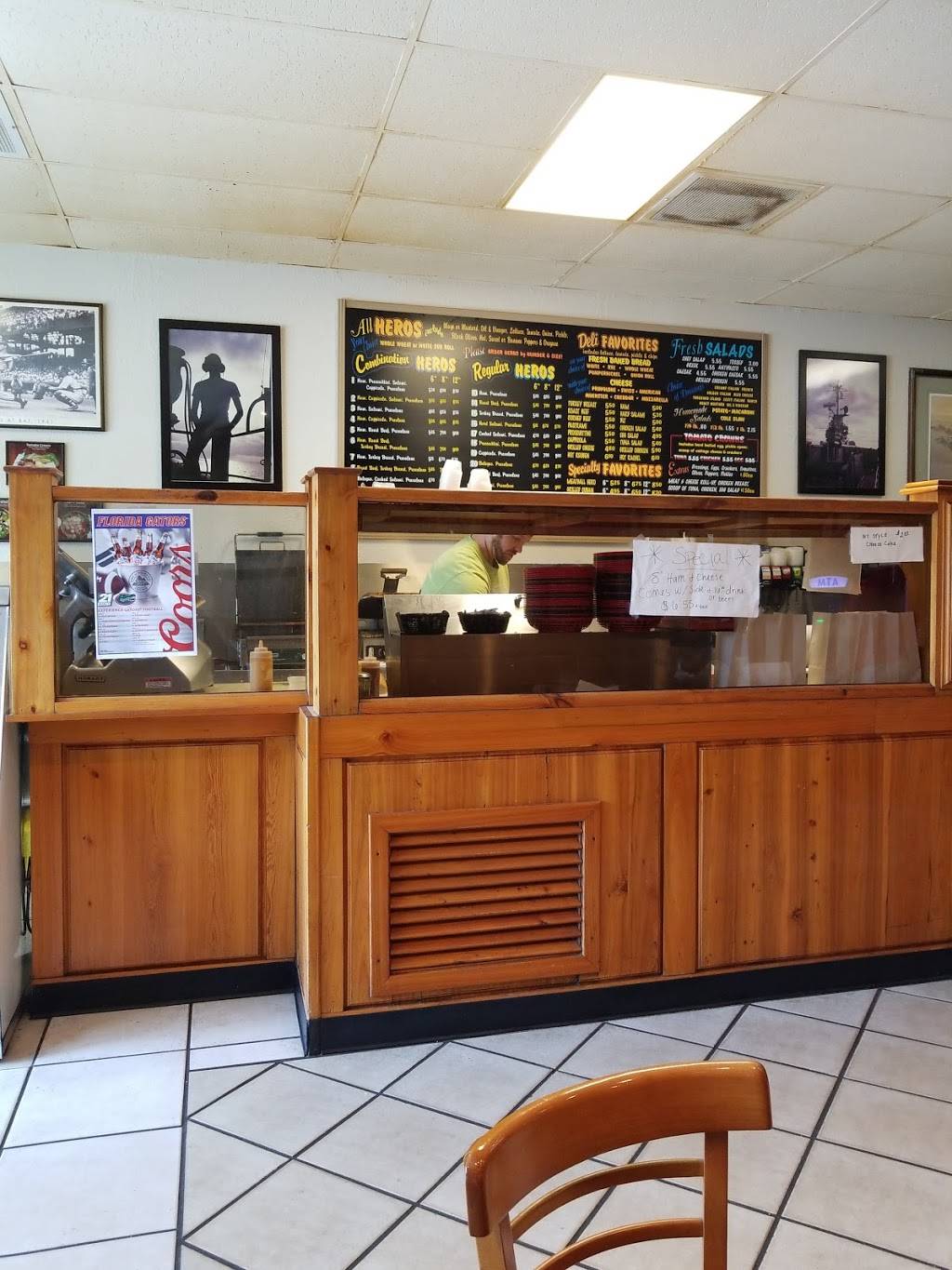 Hogan's Meal takeaway 2327 NW 13th St, Gainesville, FL 32609, USA