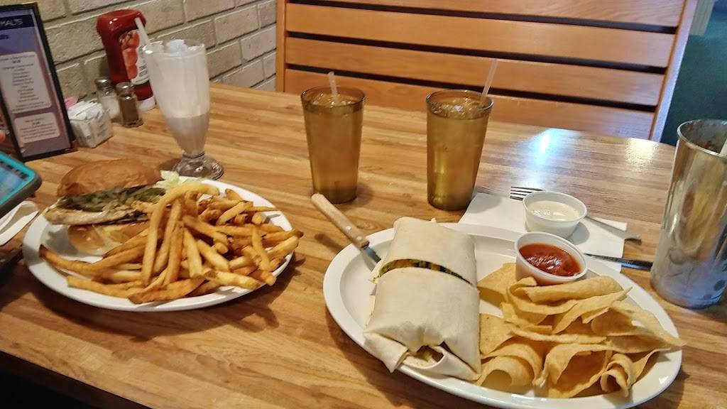 Daddy-Os Cafe | cafe | 709 Main St NW, Elk River, MN 55330, USA | 7632415595 OR +1 763-241-5595