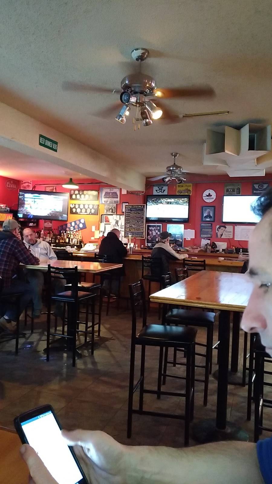 Fat Louie's American Style Pizzeria & Bar Restaurant 384 Linwell Rd