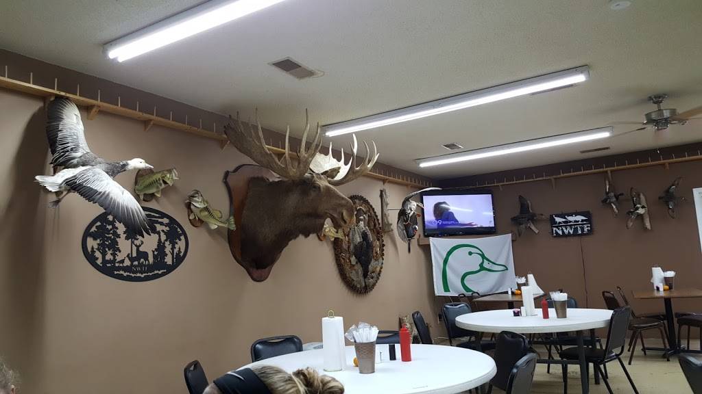 Smokey Ds Family Restaurant | restaurant | 127 E Kentucky Dr, La Center, KY 42056, USA | 2706658050 OR +1 270-665-8050