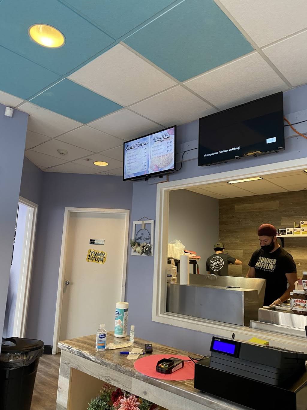 T&M Creperie | restaurant | 7 E 8th St, Lawrence, KS 66044, USA | 7858560548 OR +1 785-856-0548