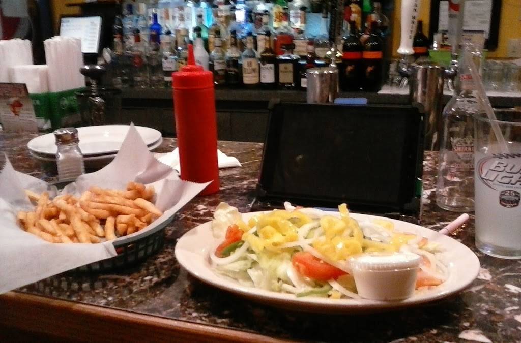 Bloomfield Village Pizza | meal delivery | 34 Tunxis Ave, Bloomfield, CT 06002, USA | 8602423339 OR +1 860-242-3339
