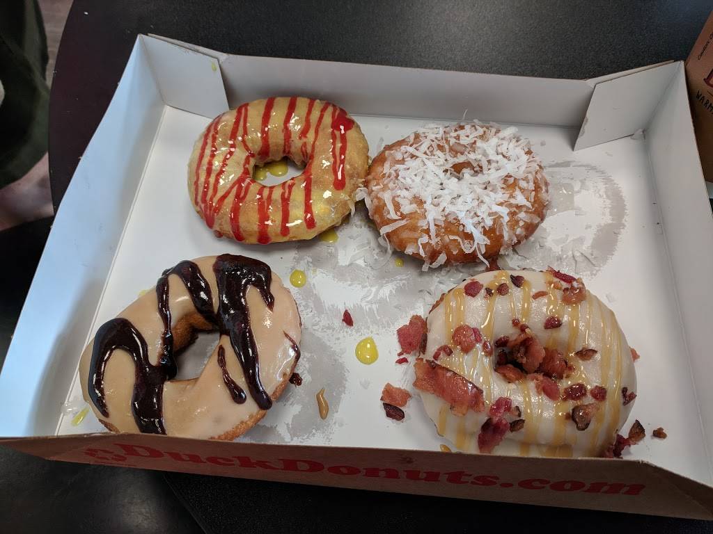 Duck Donuts | bakery | 890 William Hilton Pkwy #70, Hilton Head Island, SC 29928, USA | 8438423825 OR +1 843-842-3825