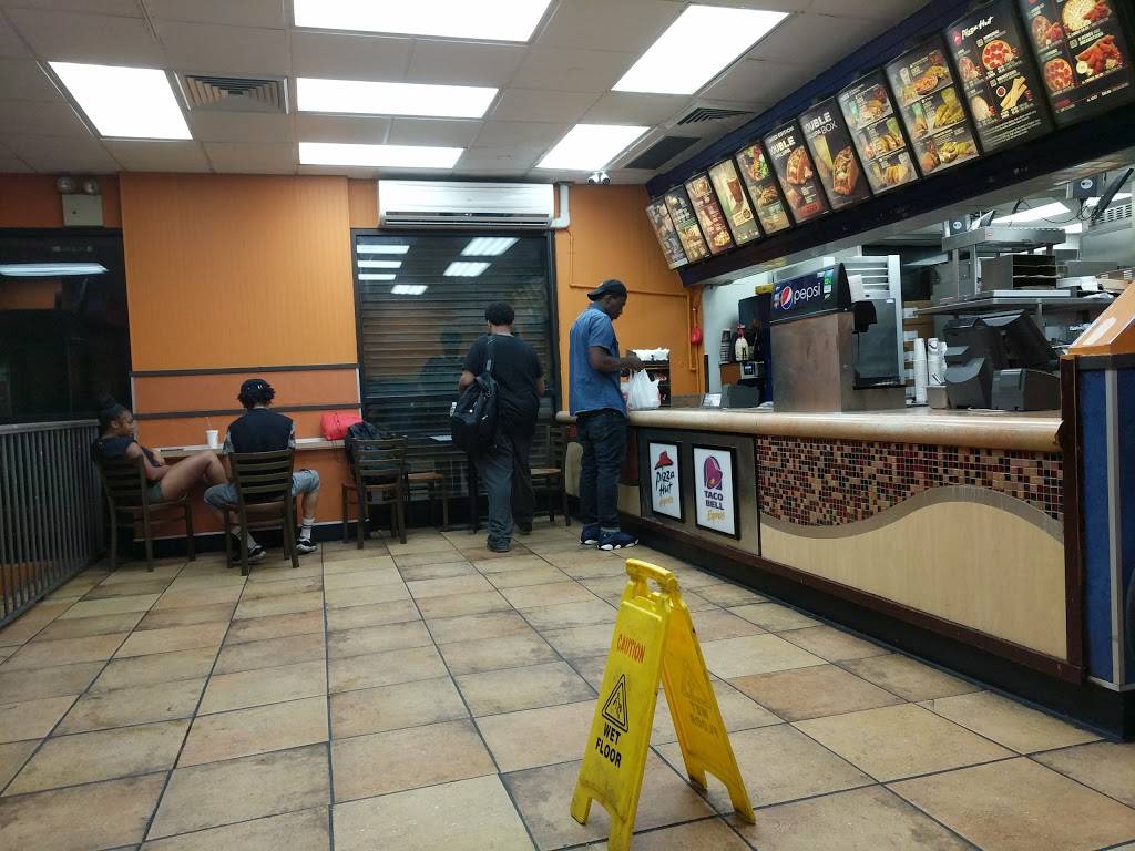 Taco Bell | restaurant | 16001 Jamaica Ave, Jamaica, NY 11432, USA | 7182977292 OR +1 718-297-7292