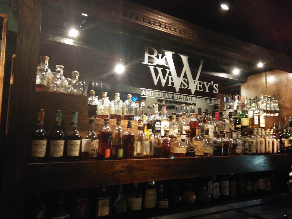 Big Whiskeys American Restaurant & Bar | restaurant | 311 Park Central E, Springfield, MO 65806, USA | 4178622449 OR +1 417-862-2449