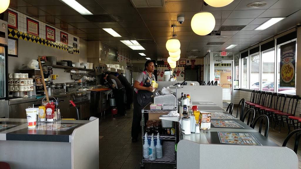 Waffle House | meal takeaway | 2106 NE Evangeline Throughway, Lafayette, LA 70501, USA | 3372689419 OR +1 337-268-9419