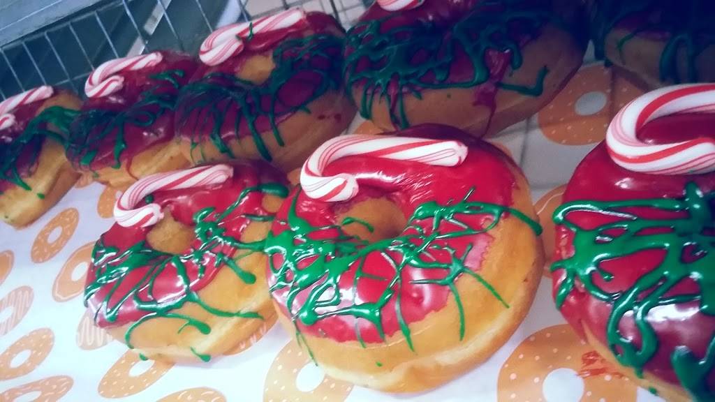 Dunkin | bakery | 257 Genesis Way, North Aurora, IL 60542, USA | 6307012463 OR +1 630-701-2463