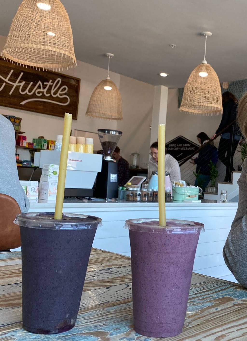 Hustle Smoothie Bar & Cafe (Charleston) 601 Meeting St 150