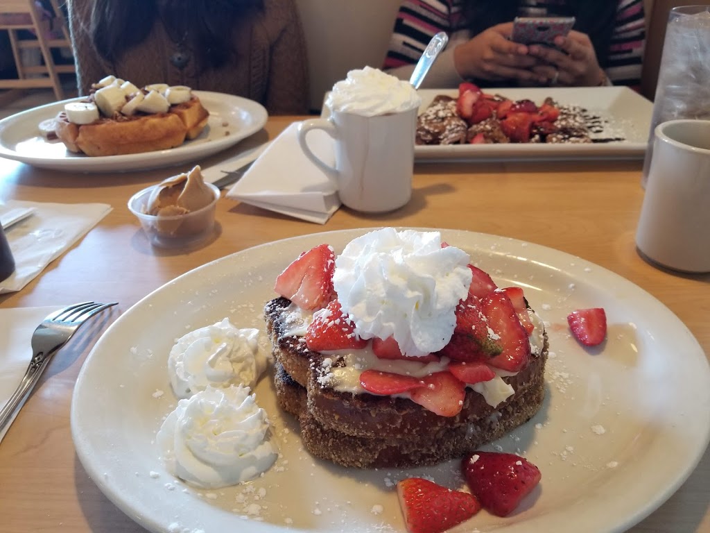 Zoe’s House of Pancakes Restaurant 25994 Woodward Ave, Royal Oak
