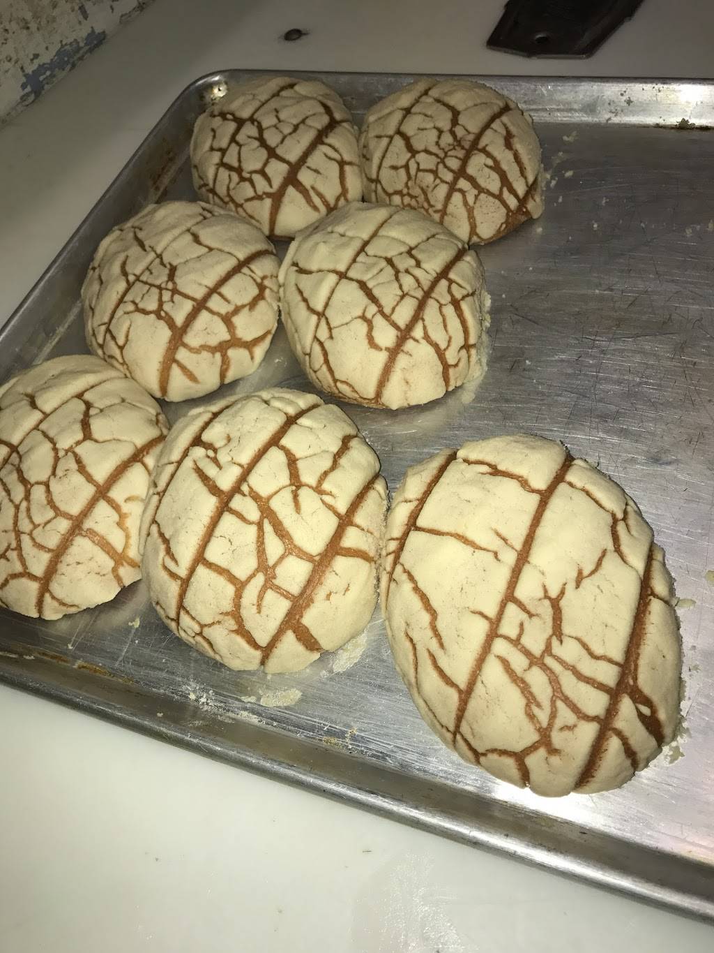 Gallitos Pizzeria and Bakery | bakery | 112 Market St, Passaic, NJ 07055, USA | 9734737300 OR +1 973-473-7300