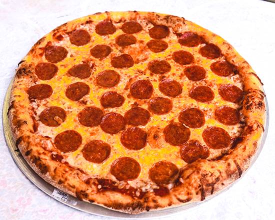 Pizza Famiglia | meal delivery | 1402 E Fletcher Ave, Tampa, FL 33612, USA | 8139750024 OR +1 813-975-0024