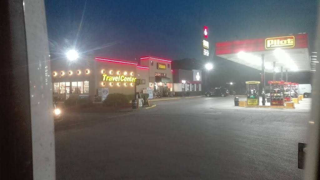 Pilot Travel Center | restaurant | 4304 1st Ave, Nitro, WV 25143, USA | 3047558654 OR +1 304-755-8654