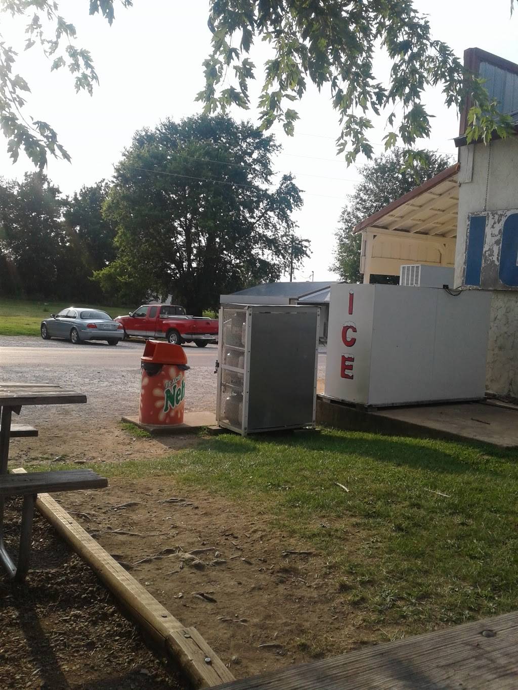Scotts Iconium Store | meal takeaway | 12770 Northeast Highway C, Osceola, MO 64776, USA | 4176462221 OR +1 417-646-2221