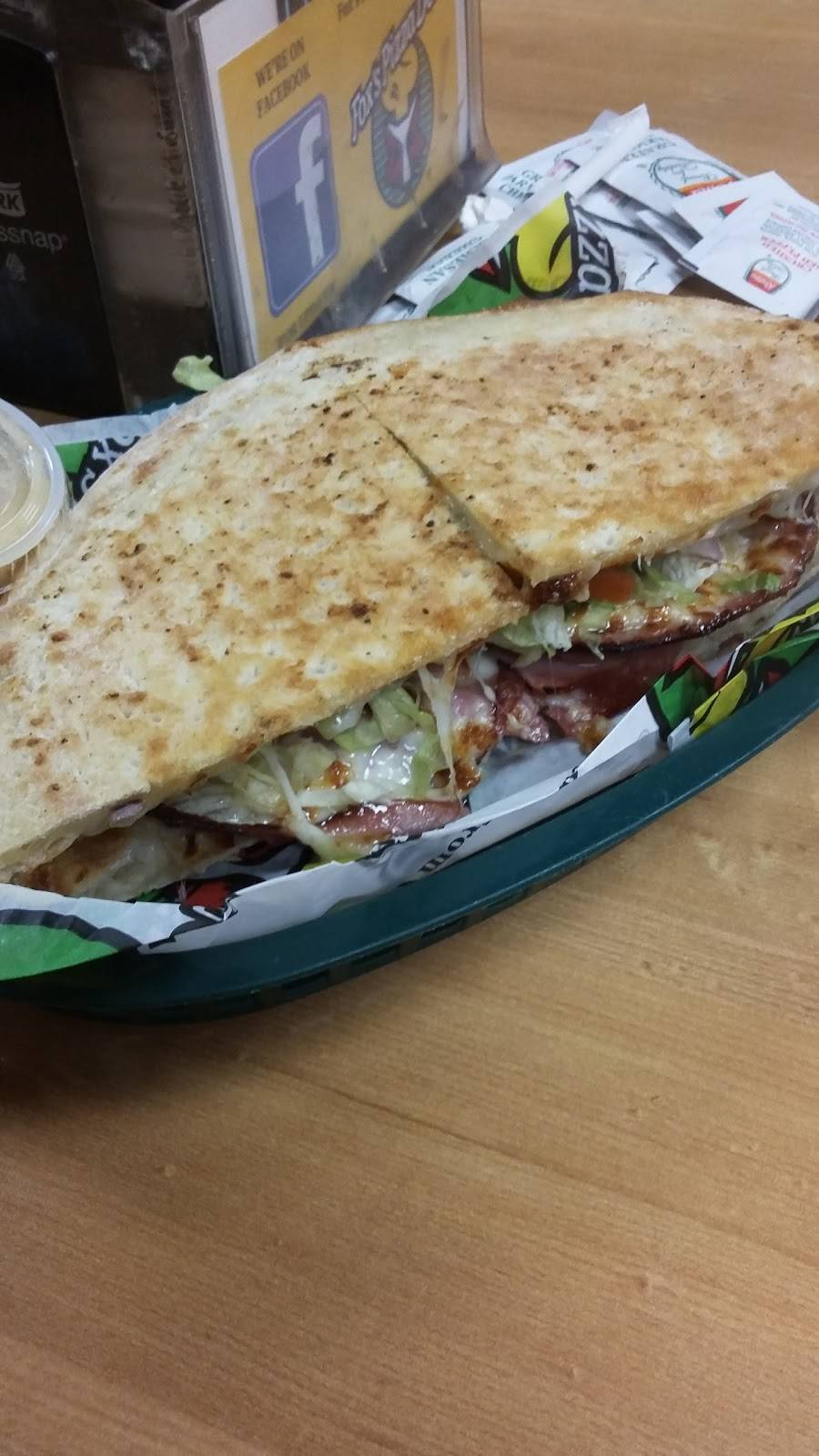 Foxs Pizza Den | restaurant | 603 S Front St, Ellisville, MS 39437, USA | 6014778881 OR +1 601-477-8881