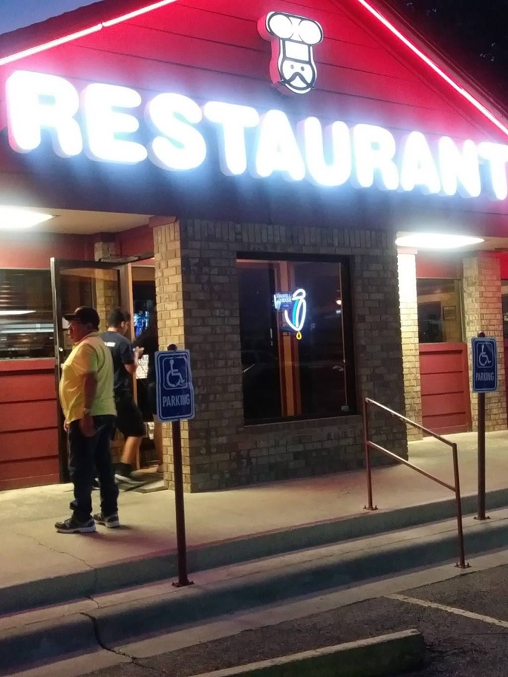 Hallmark Restaurant | restaurant | 4402 E Central Texas Expy, Killeen, TX 76543, USA | 2545266050 OR +1 254-526-6050