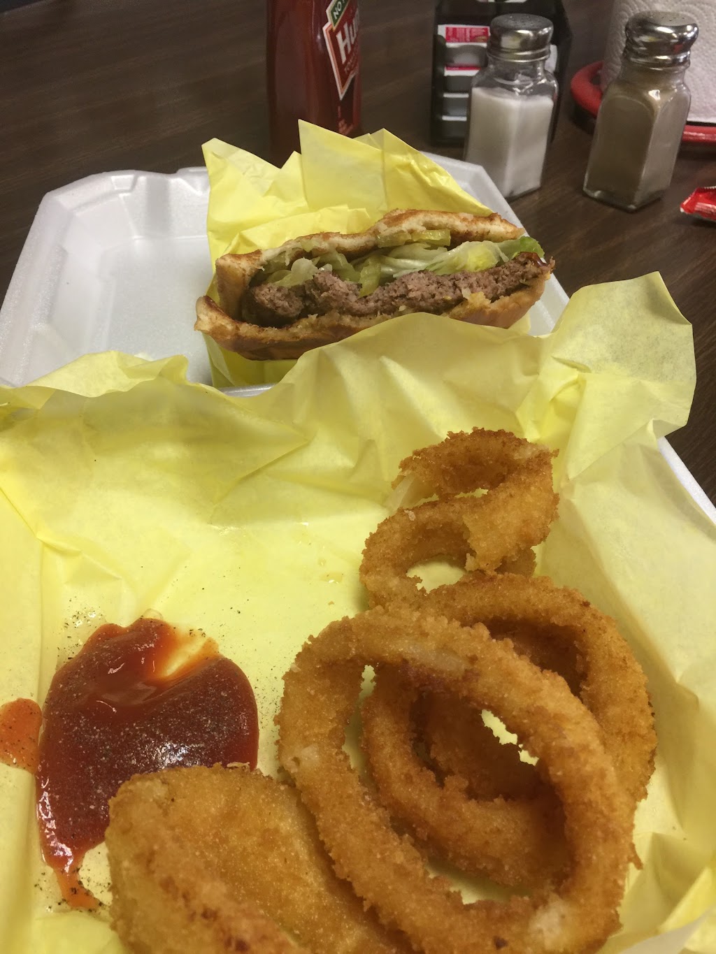 Martins Corner | restaurant | 101 TX-21, Milam, TX 75959, USA | 4096253000 OR +1 409-625-3000