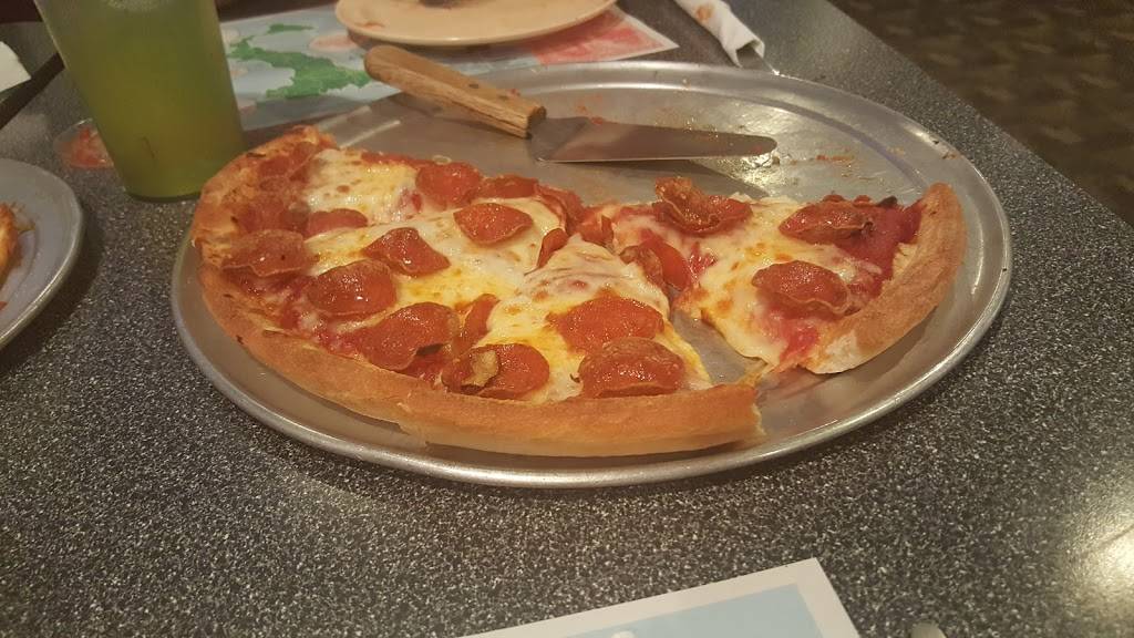 Plus 1 Pizza | meal delivery | 220 Clark St, Cambridge, OH 43725, USA | 7404391333 OR +1 740-439-1333