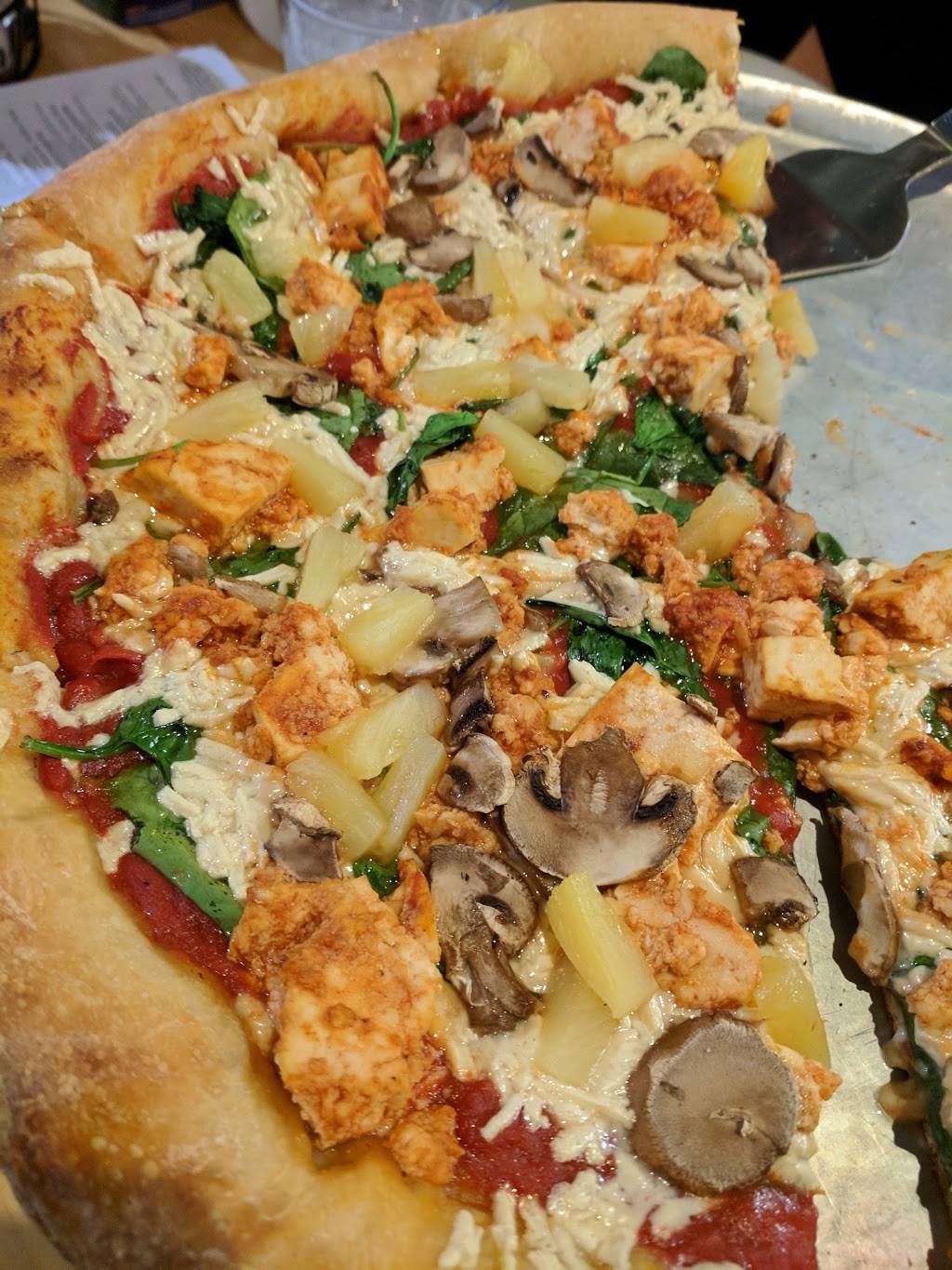 Mellow Mushroom | meal takeaway | 1035 Chestnut St, Bowling Green, KY 42101, USA | 2703931800 OR +1 270-393-1800